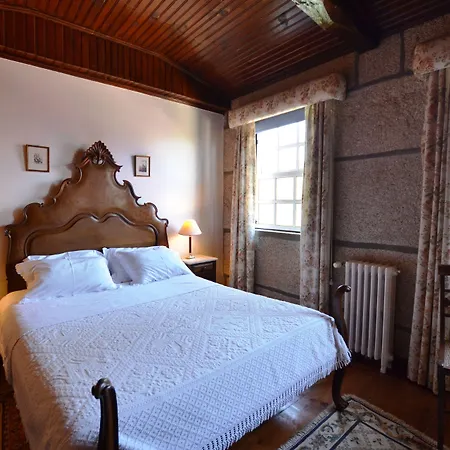 Casa Dos Assentos De Quintiaes ベッド・アンド・ブレックファスト バルセロス