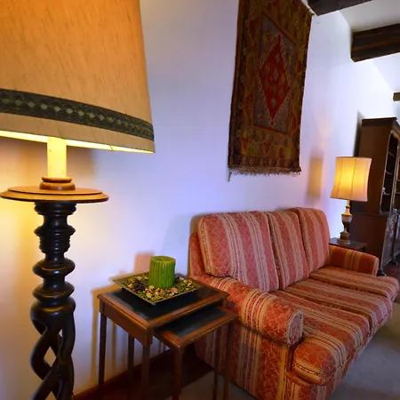 ベッド・アンド・ブレックファスト Casa Dos Assentos De Quintiaes