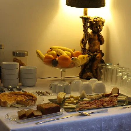 Casa Dos Assentos De Quintiaes