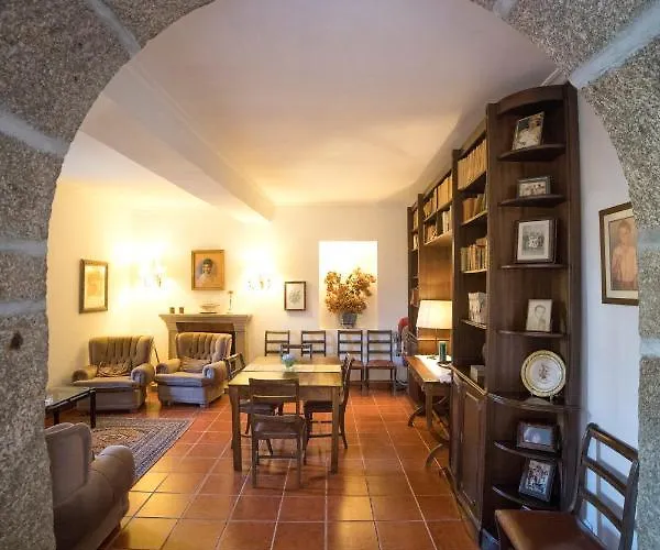 Bed & Breakfast Casa Dos Assentos De Quintiaes