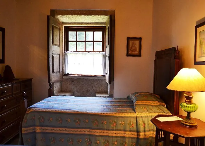 Casa Dos Assentos De Quintiaes Bed & Breakfast