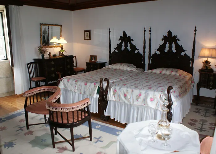 Bed & Breakfast Casa Dos Assentos De Quintiaes Barcelos