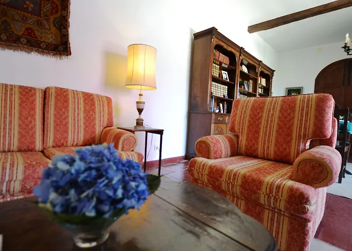 Casa Dos Assentos De Quintiaes Bed & Breakfast Barcelos