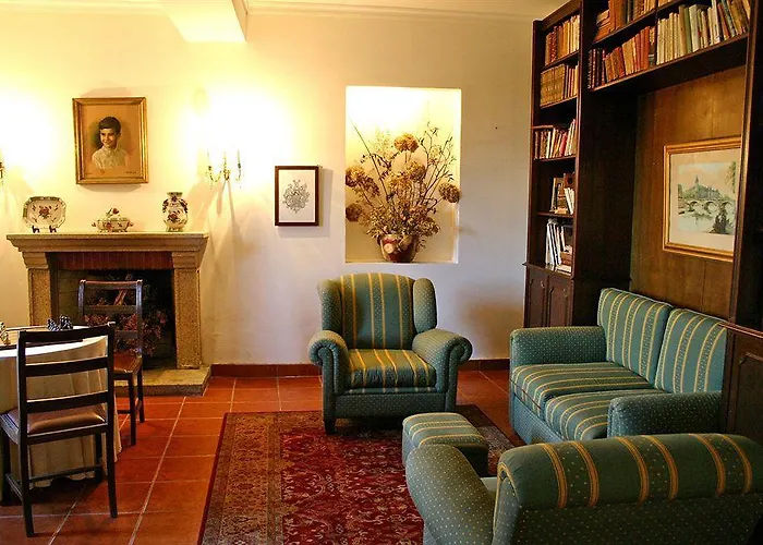 Bed & Breakfast Casa Dos Assentos De Quintiaes 4*