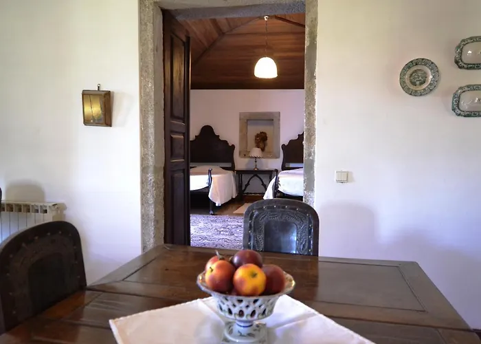 Casa Dos Assentos De Quintiaes Bed & Breakfast 4*