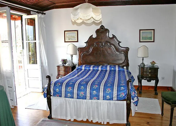 Casa Dos Assentos De Quintiaes Bed & Breakfast 4*